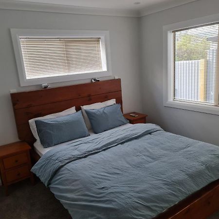 Brand New Home - Central Masterton Extérieur photo