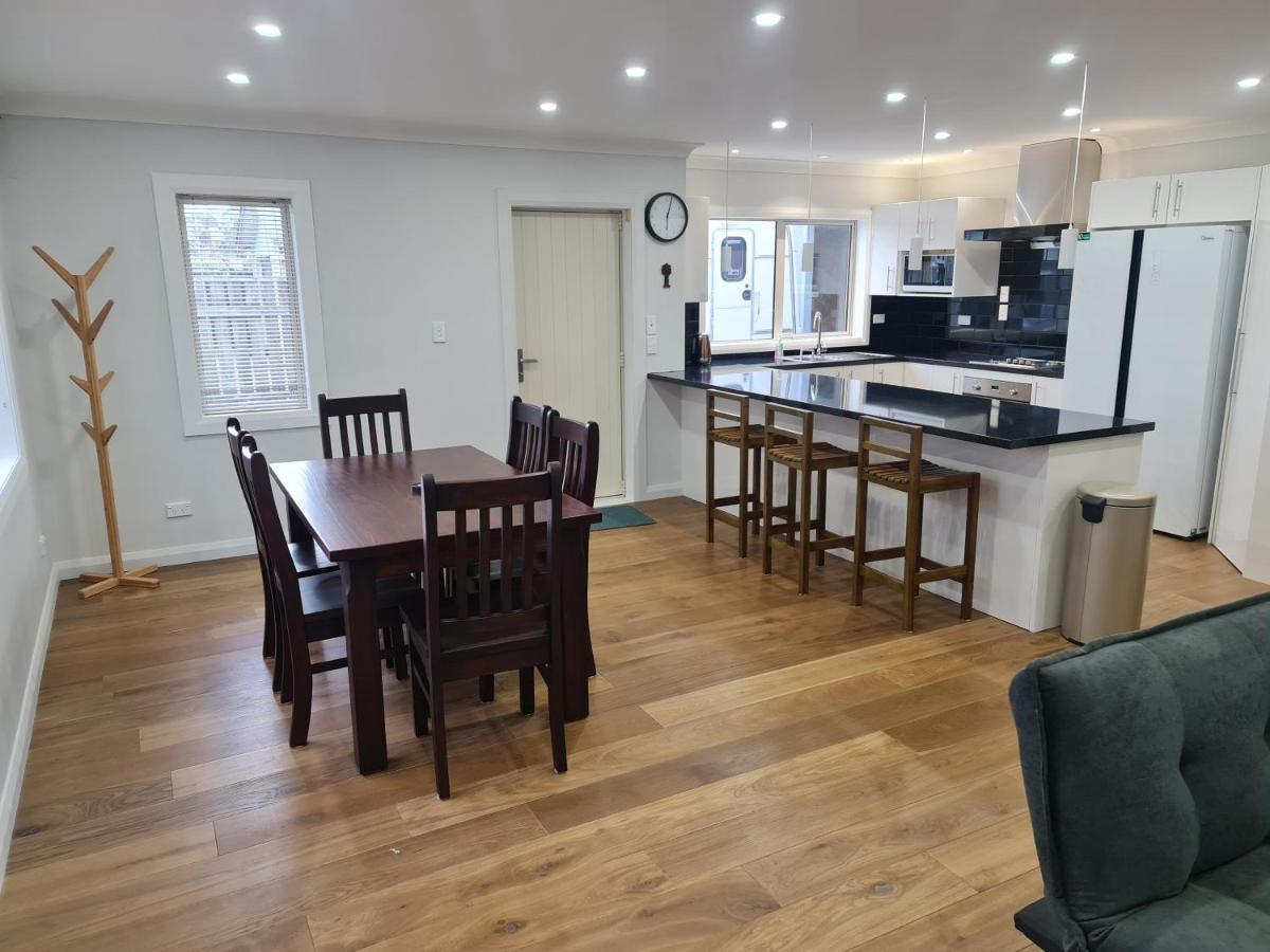 Brand New Home - Central Masterton Extérieur photo