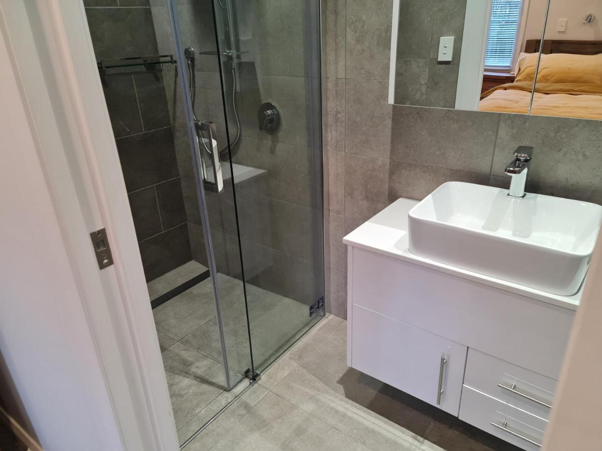 Brand New Home - Central Masterton Extérieur photo